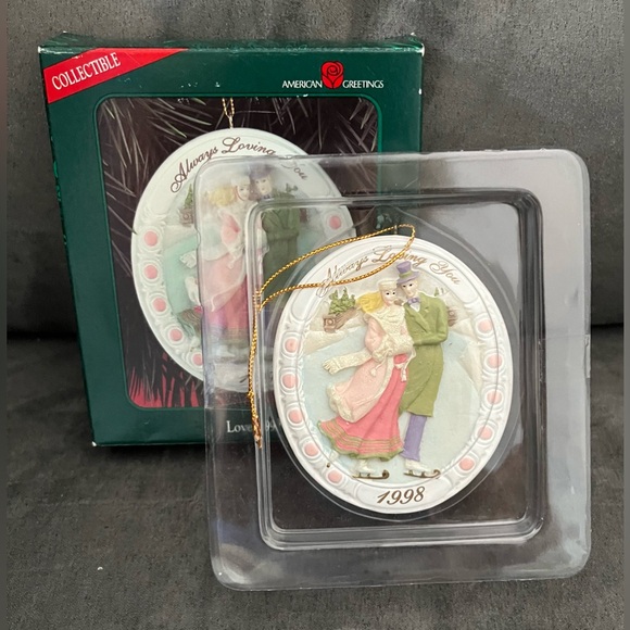 Christmas Ornament American Greetings Love 1998, NIB - Picture 1 of 5